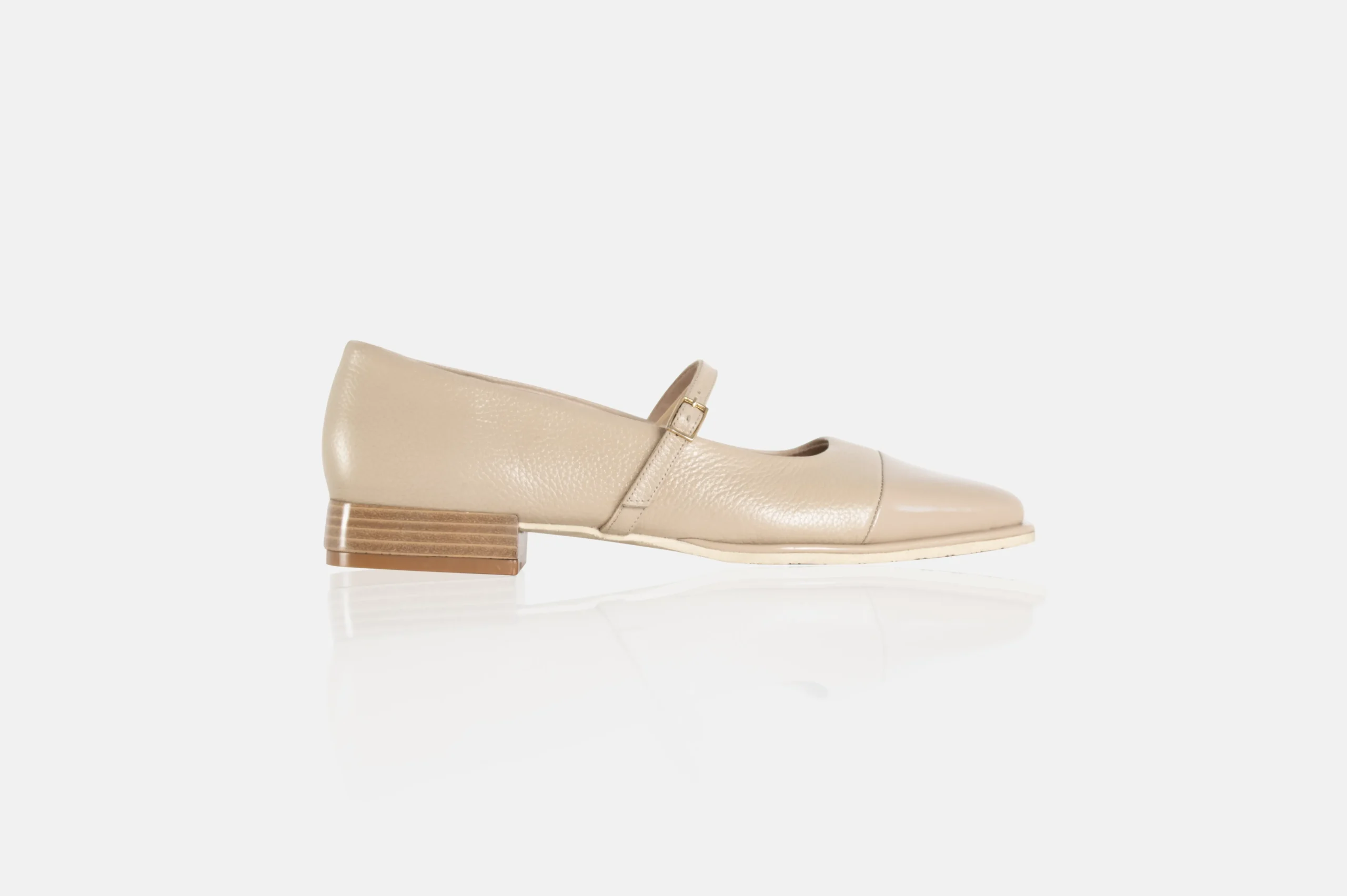 Zapato MARY- JAEN 01 Beige Charol